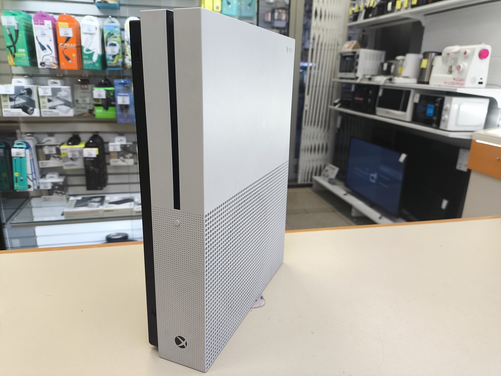 Игровая приставка Xbox One S 1TB