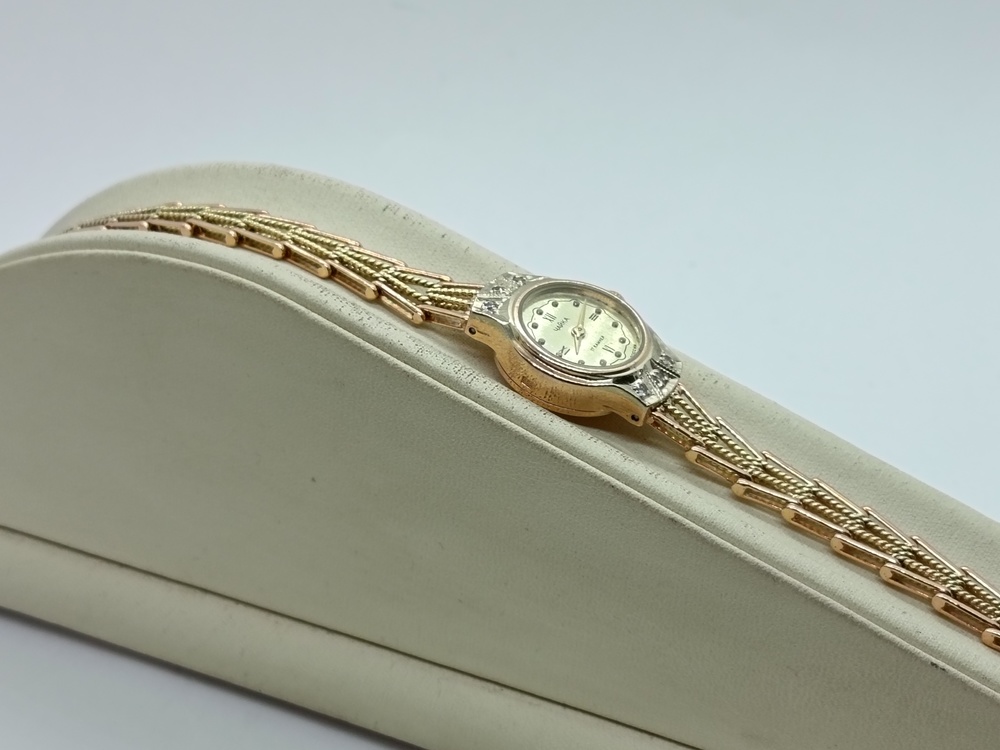 ЧАСЫ БРИЛЛИАНТ Au 585