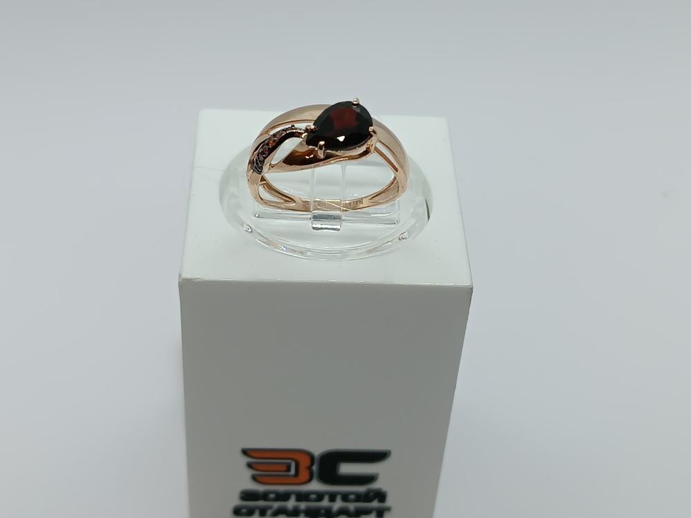 КОЛЬЦО ГРАНАТ с камнями (Au 585)