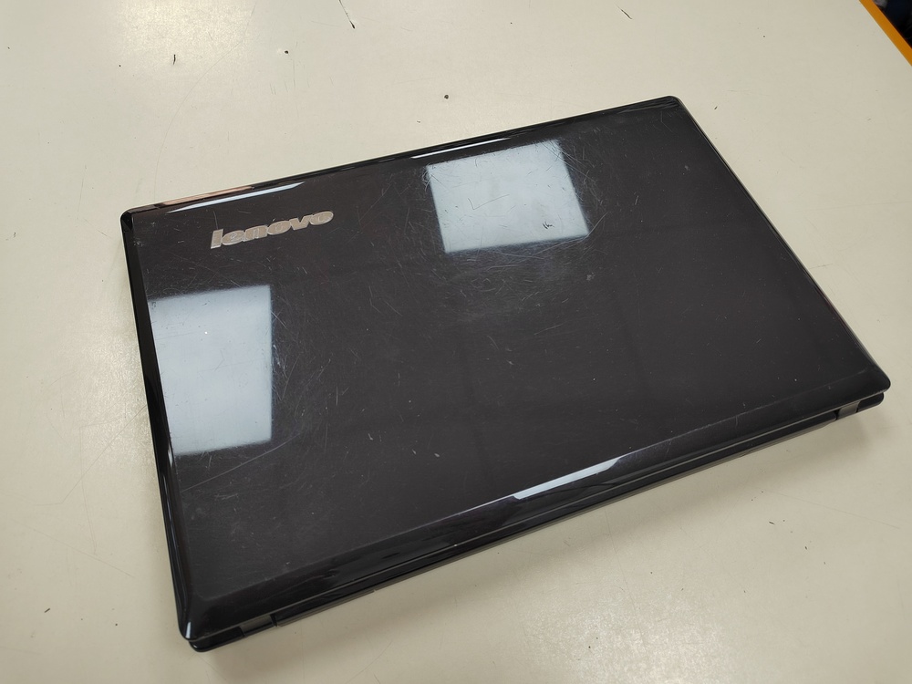 Ноутбук Lenovo; E1-1200, Radeon HD 7310, 6 Гб, 512 GB, Нет