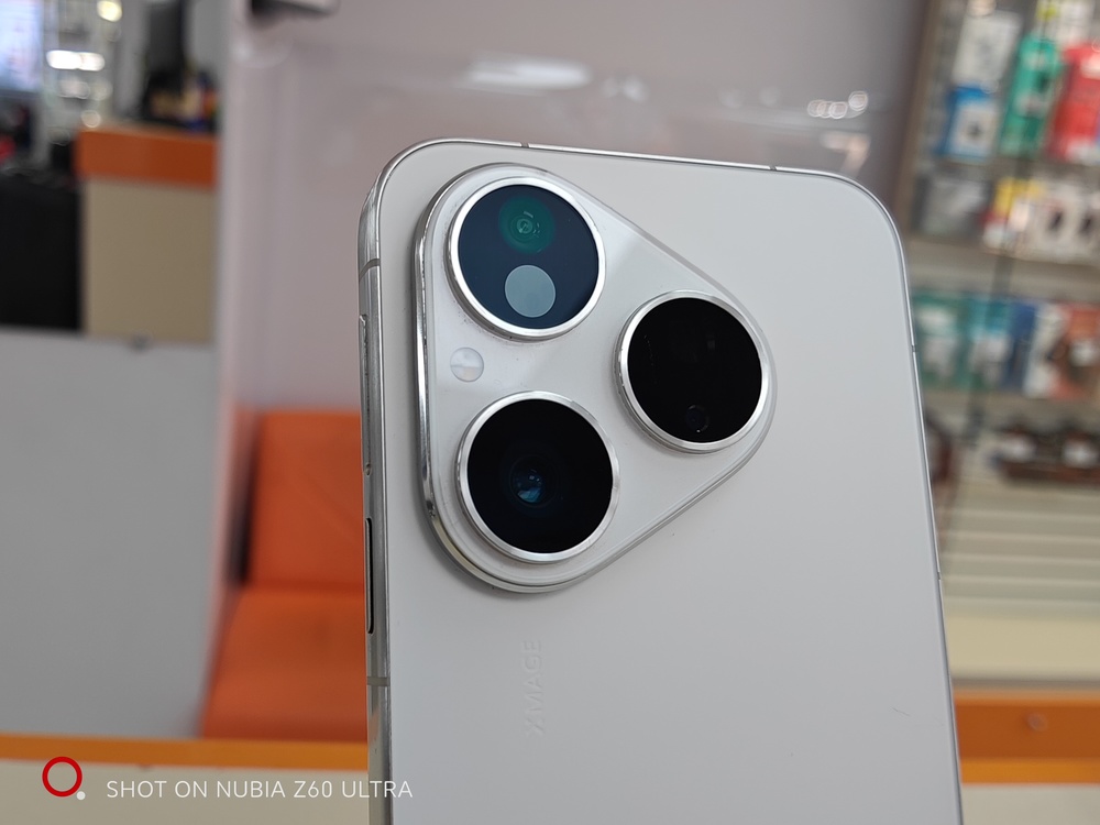 Смартфон Huawei Pura 80 12/256