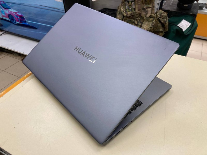 Ноутбук Huawei; Core I5-12450H, AMD Graphics, 8 Гб, 512 GB, 32 Гб