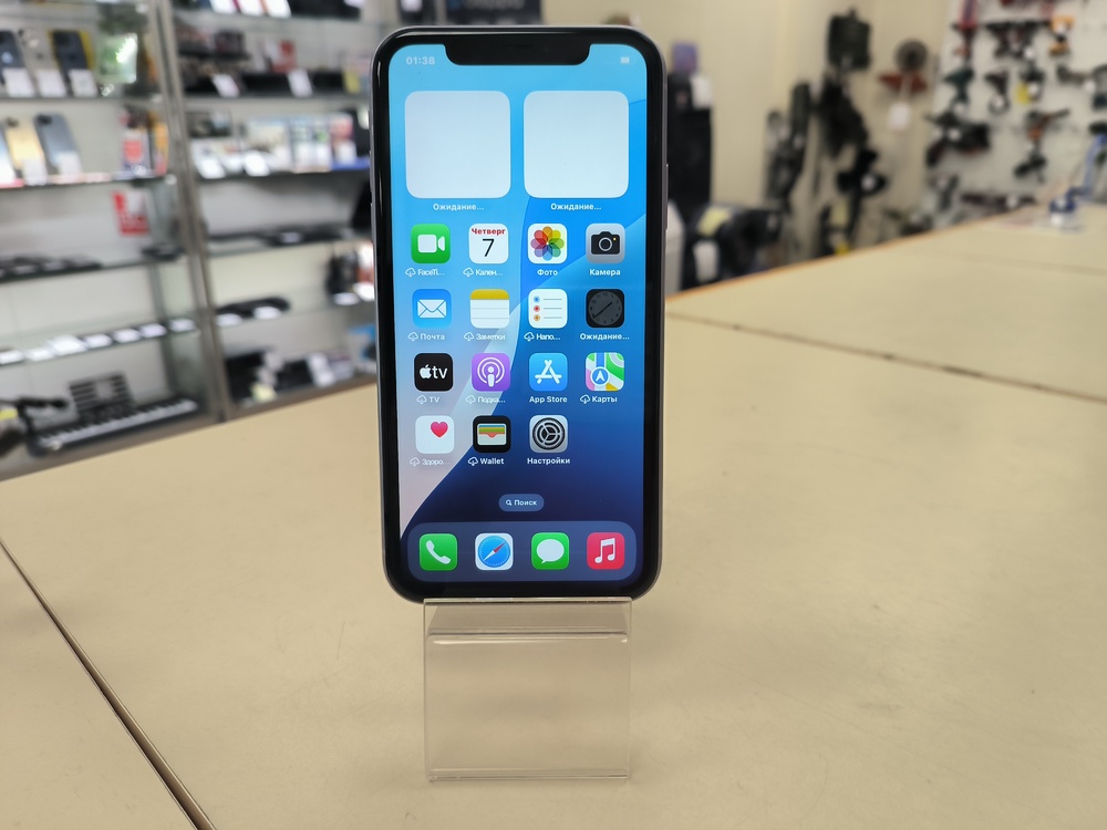Смартфон Apple iPhone 11 64Gb