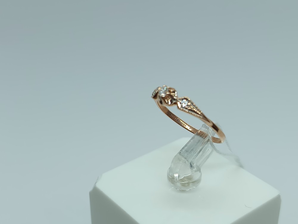 КОЛЬЦО С КАМНЯМИ (Au 585)