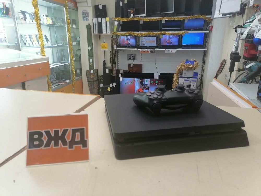 Игровая приставка PlayStation 4 Slim 500GB