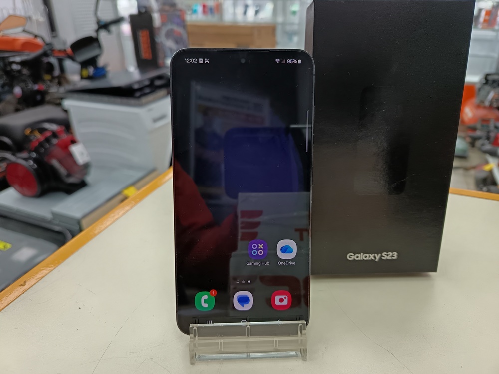 Смартфон Samsung Galaxy S23 8/128