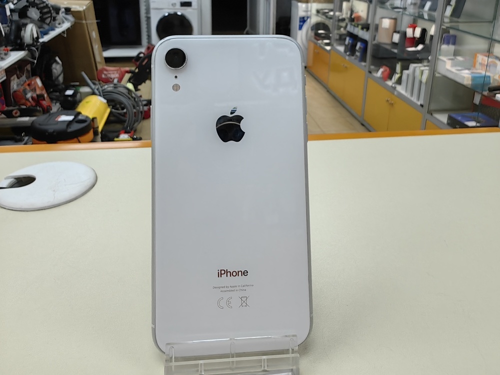 Смартфон Apple iPhone Xr 64Gb
