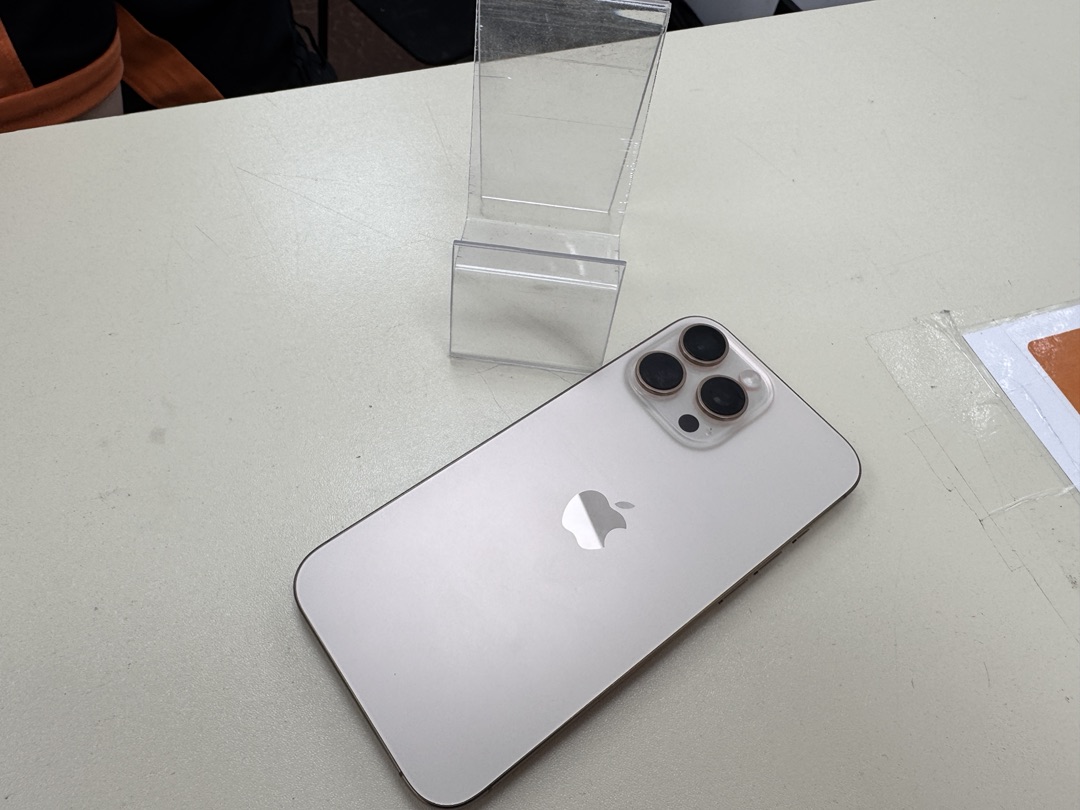 Смартфон Apple Iphone 16 Pro Max 256Gb