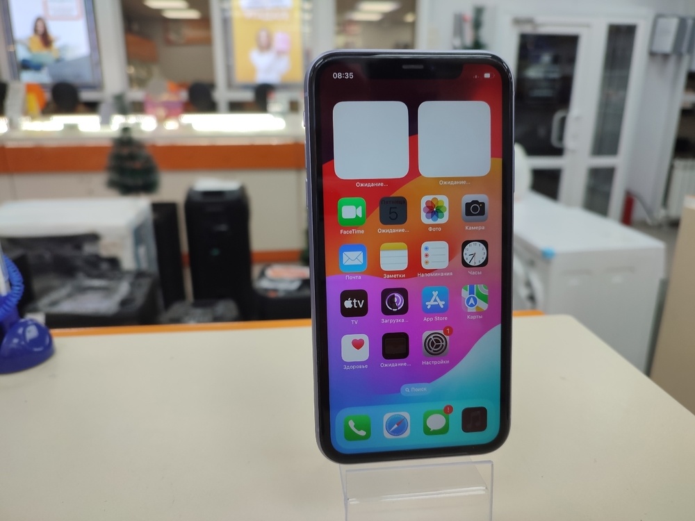 Смартфон Apple iPhone 11 64Gb