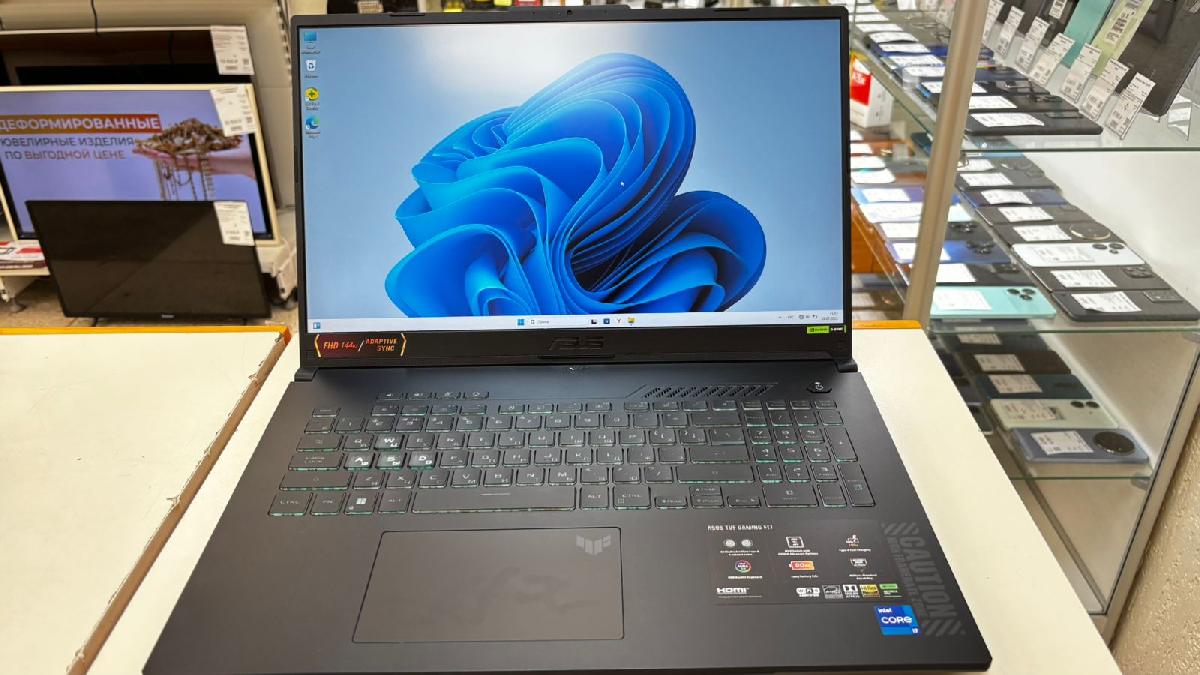Ноутбук ASUS; 12700H, GeForce RTX 4050, 16 Гб, 500 Гб, Нет
