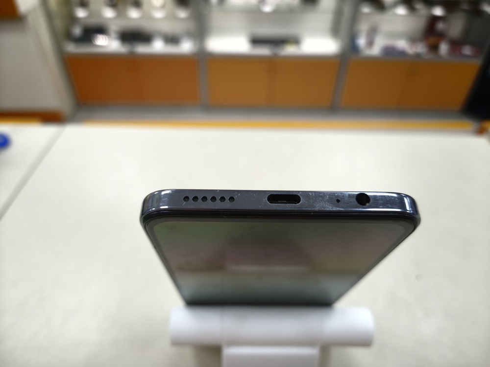 Смартфон Tecno SPARK 30 PRO 8/128