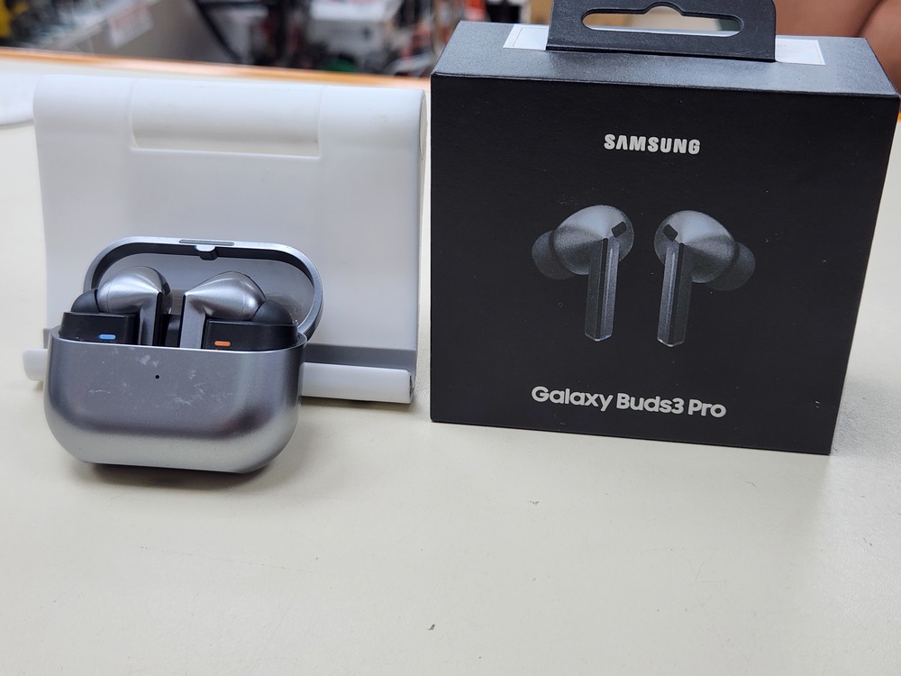 Наушники беспроводные Samsung Galaxy Buds 3 Pro