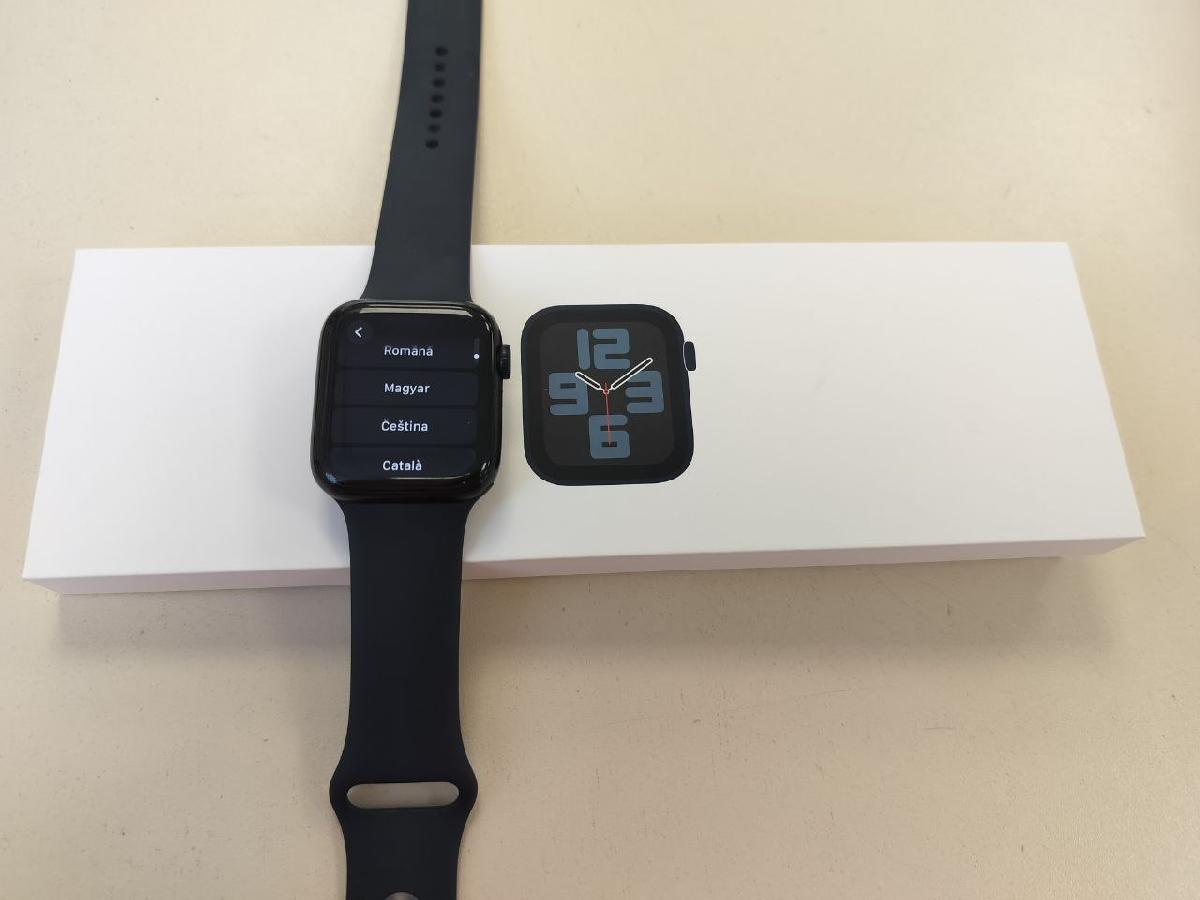 Смарт-часы Apple Watch SE 2022 44mm
