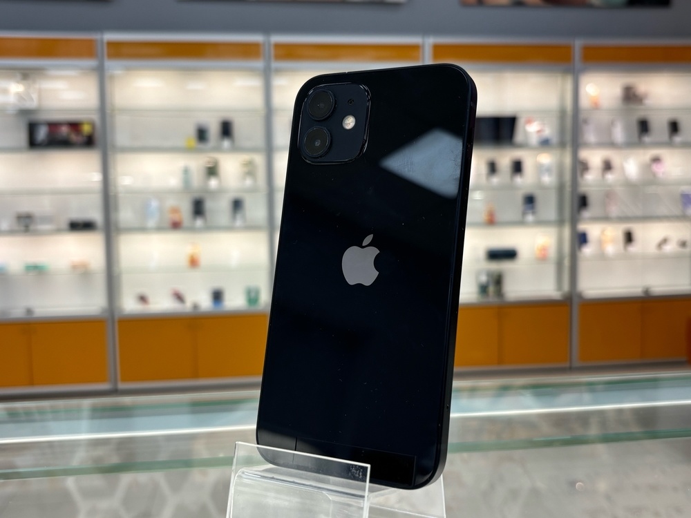Смартфон Apple iPhone 12 64Gb