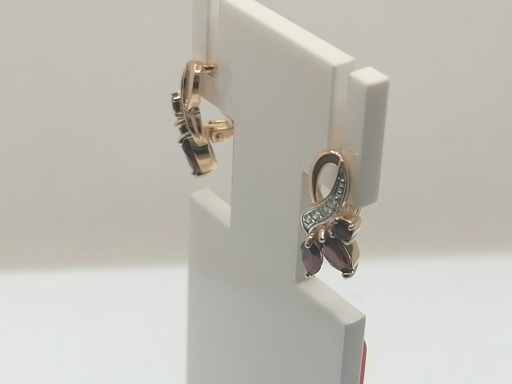 СКМИ585 СЕРЬГИ С КАМНЯМИ (Au 585)