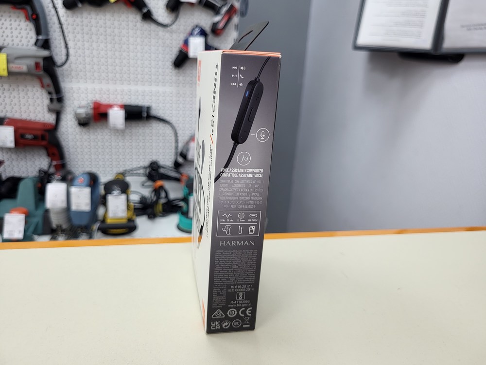 Наушники беспроводные JBL Tune 215 TWS;