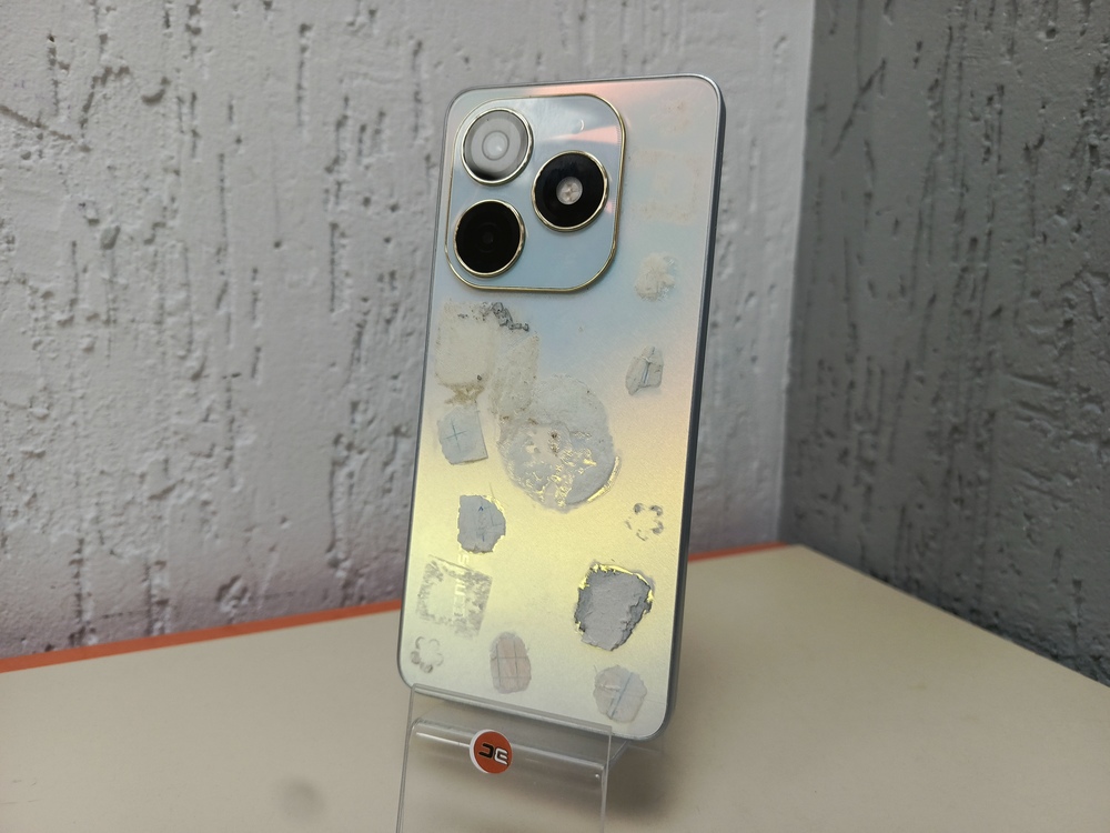 Смартфон Tecno Spark 20 8/128