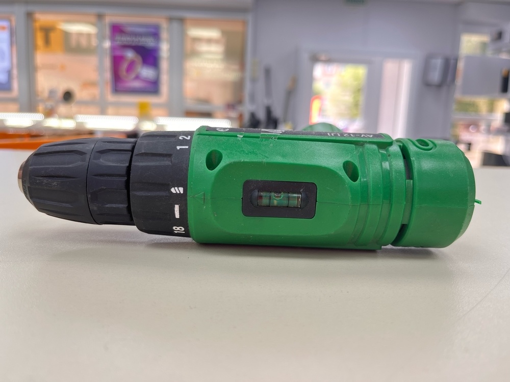 Шуруповерт Oasis Av-12(J);