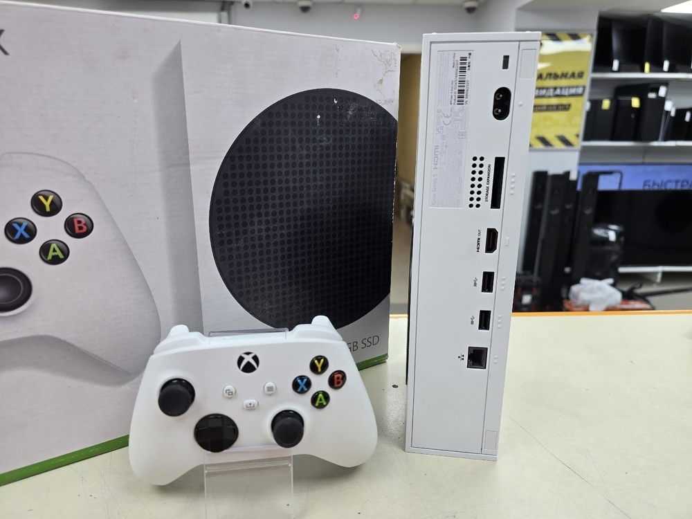 Игровая приставка Xbox Series S 512Gb SSD Игровая приставка Xbox Series S 512Gb SSD
