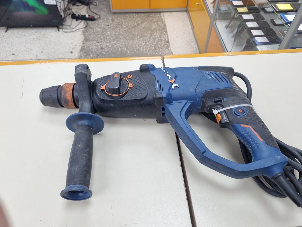 Перфоратор Dexter 1100BT