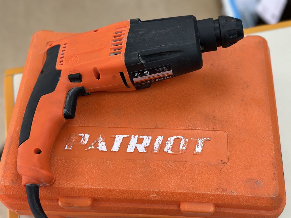 Перфоратор Patriot RH 233