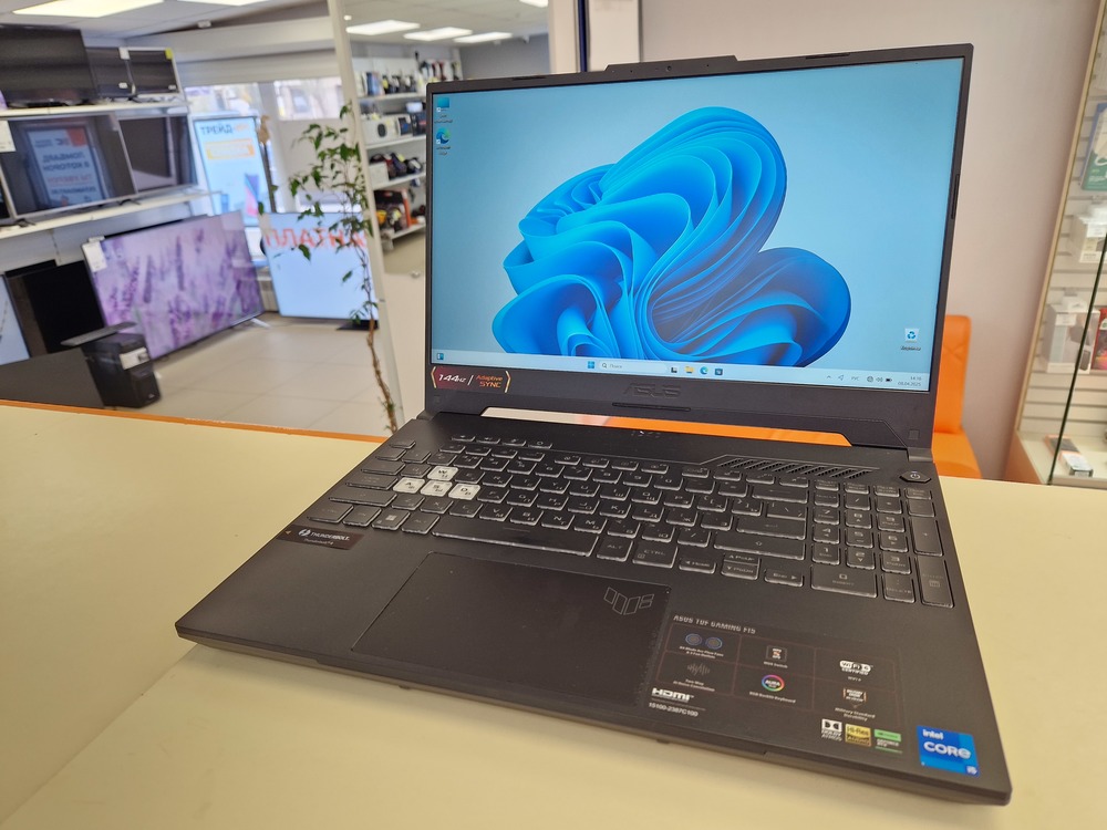 Ноутбук ASUS; Core i5-12500H, GeForce RTX 3050, 4 Гб, 500 Гб, Нет