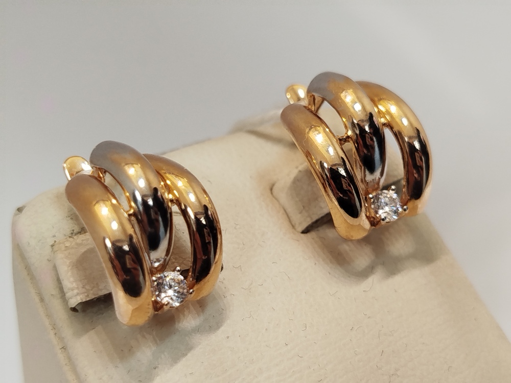 СКМ585 СЕРЬГИ С КАМНЕМ (Au 585)