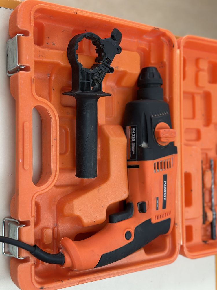 Перфоратор Patriot RH 233