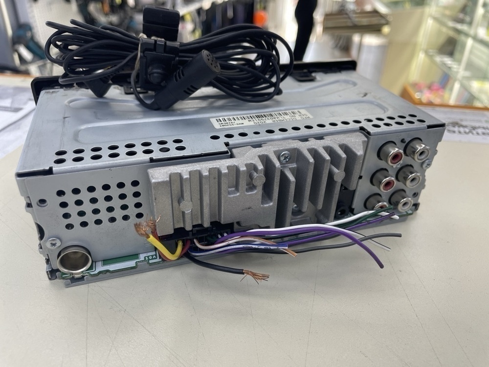 Автомагнитола Pioneer MVH-S520BT