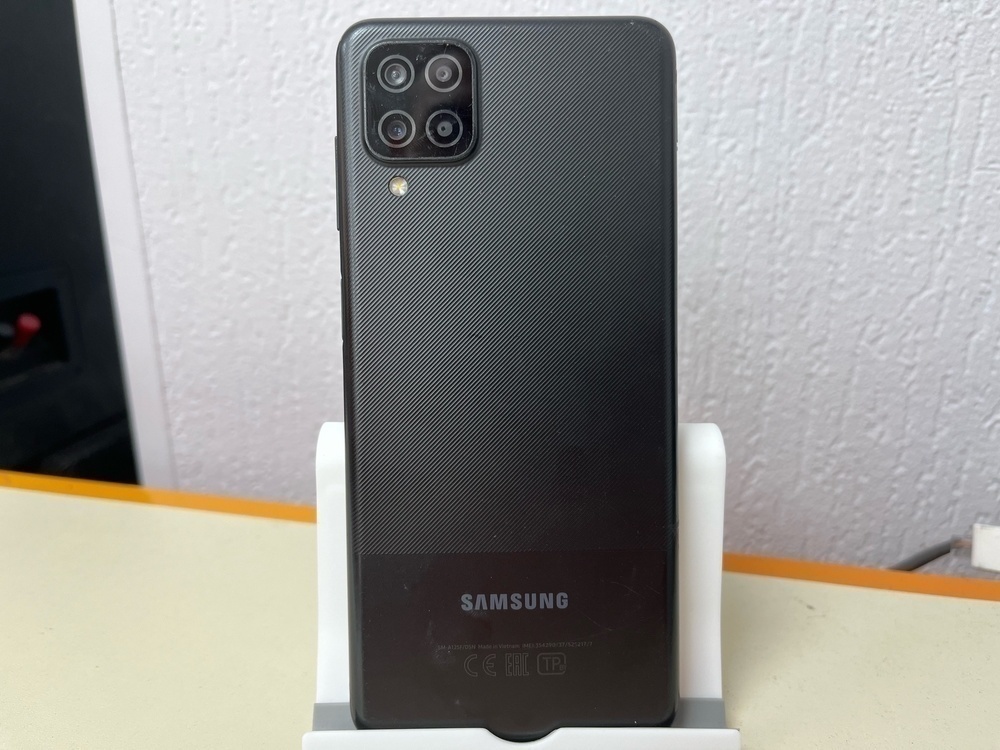 Смартфон Samsung Galaxy A12 3/32