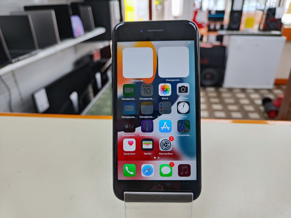Смартфон Apple iPhone 7 32Gb