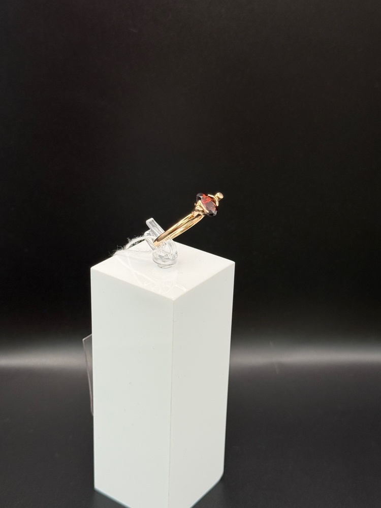 КОЛКМ585 КОЛЬЦО С КАМНЕМ (Au 585)