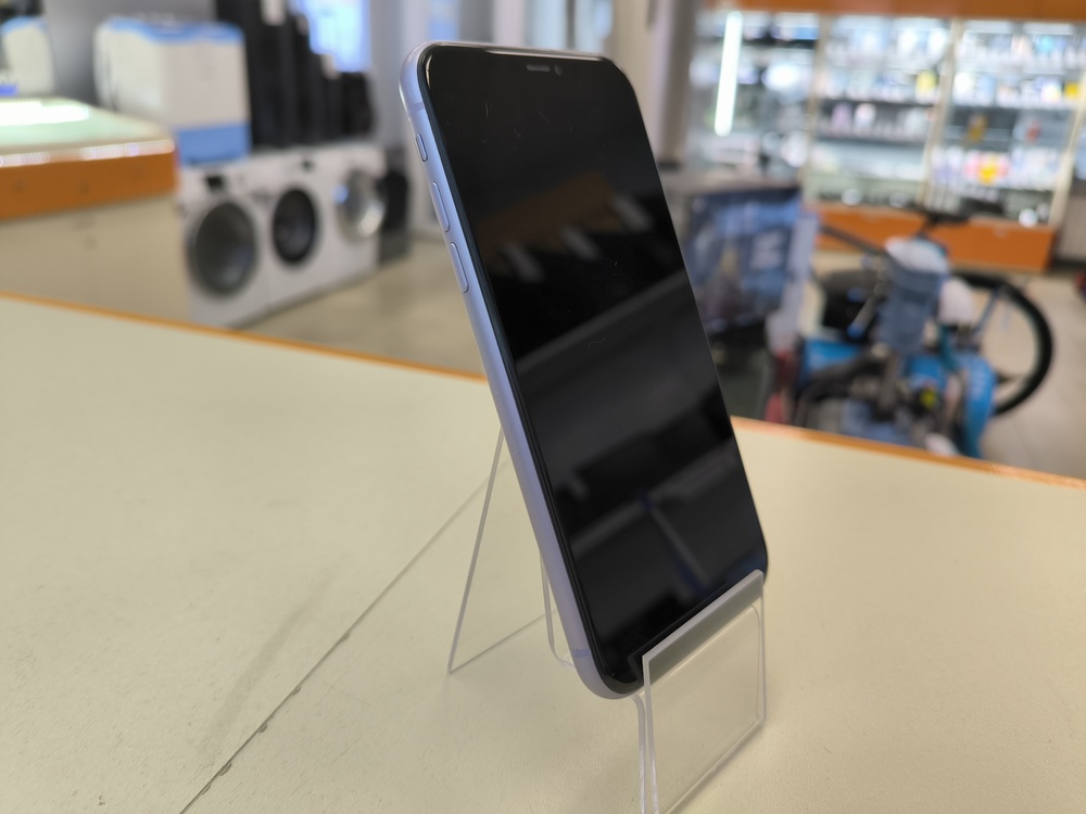 Смартфон Apple iPhone 11 64Gb