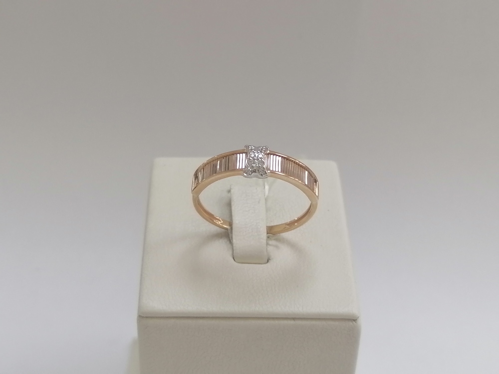 КОЛЬЦО С КАМНЯМИ (Au 585)