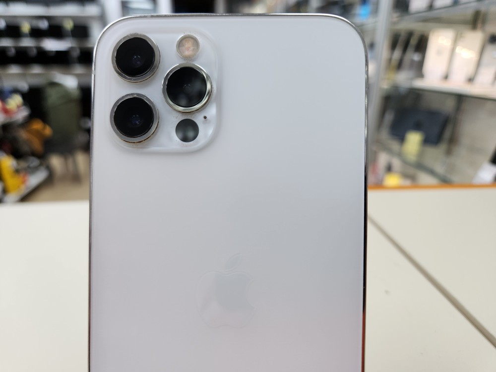 Смартфон Apple iPhone 12 Pro 128Gb