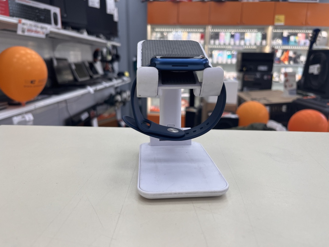 Смарт-часы Apple Watch Series 7 45mm