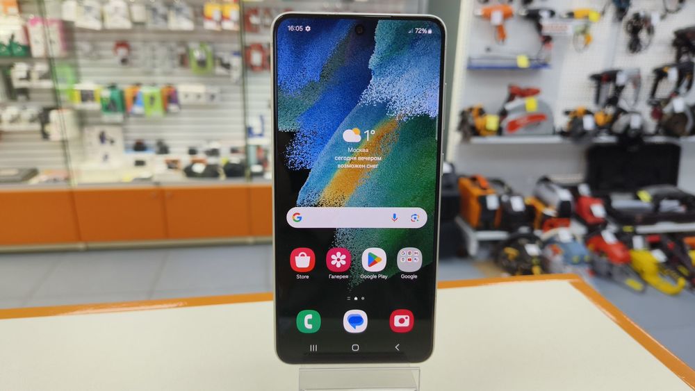 Смартфон Samsung Galaxy S21 FE 8/256