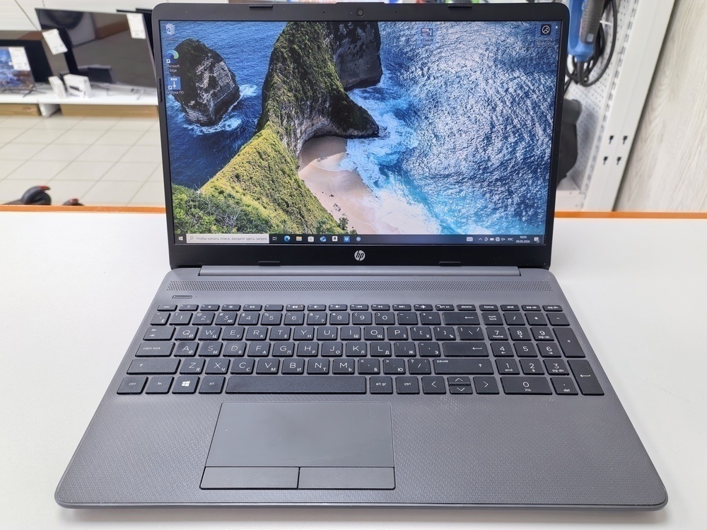 Ноутбук HP 255 G8; Athlon 3150, AMD Radeon (TM) Graphics, 4 Гб, 120 Гб, Нет