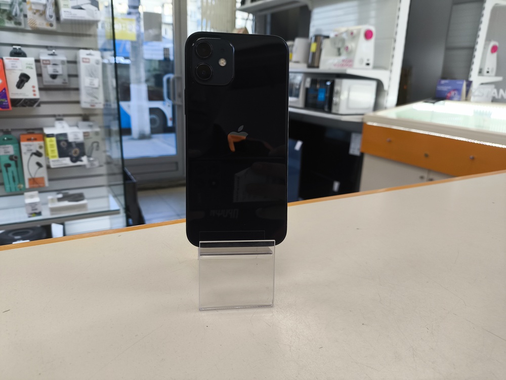 Смартфон Apple iPhone 12 64Gb