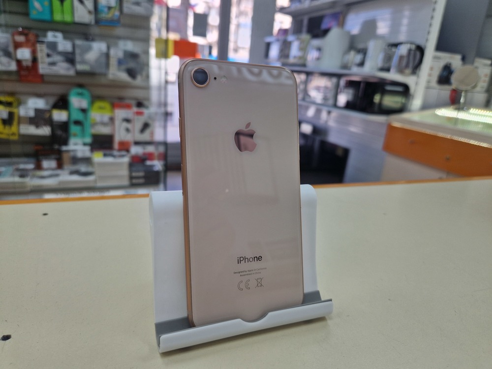 Смартфон Apple iPhone 8 64Gb