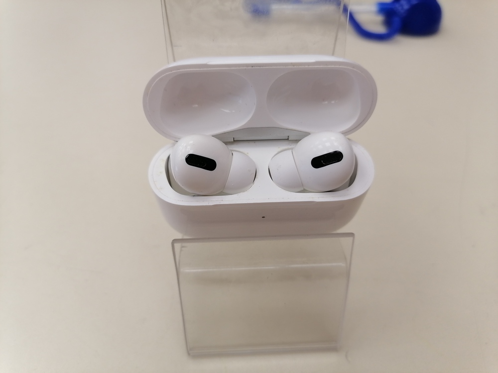 Наушники беспроводные Apple AirPods Pro