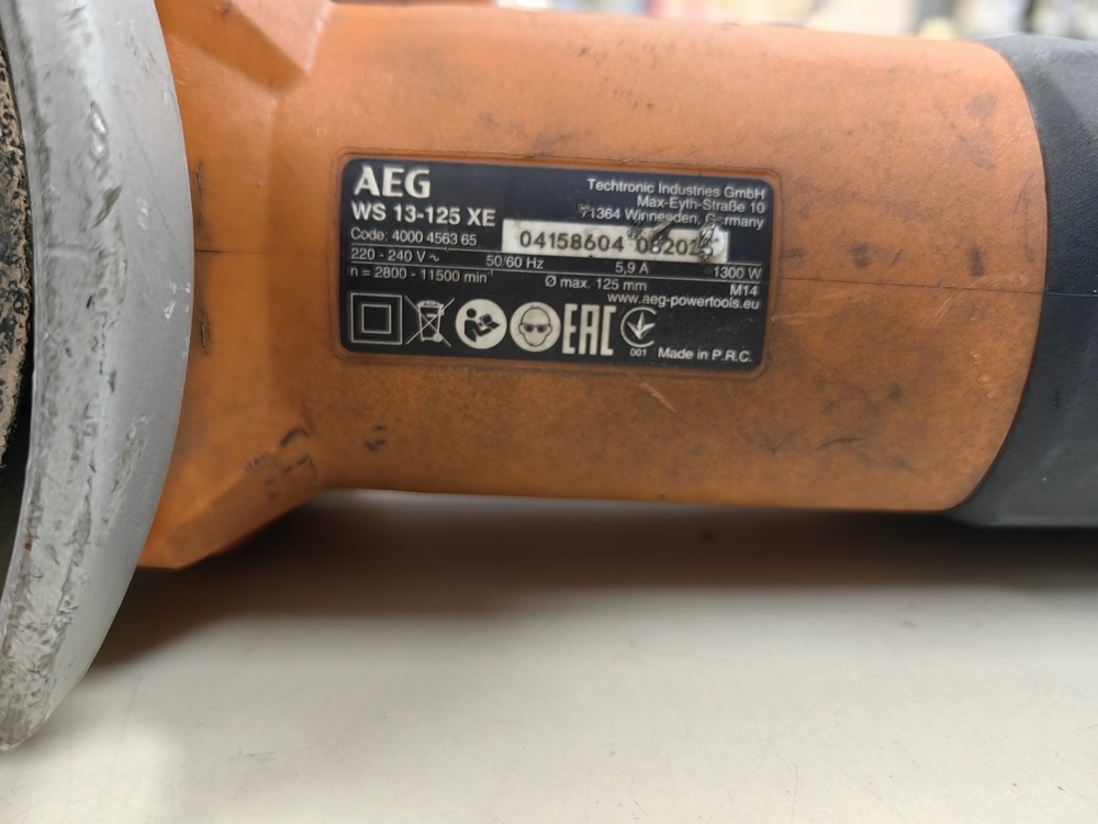 Угловая шлифмашина AEG WS 13-125XE