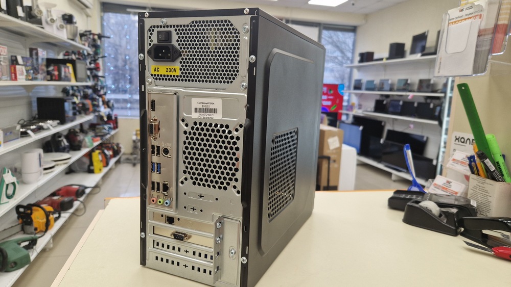Системный блок Noname No Model; Core I3-12100F, Intel UHD Graphics 730, 16 Гб, 240 Гб, Нет