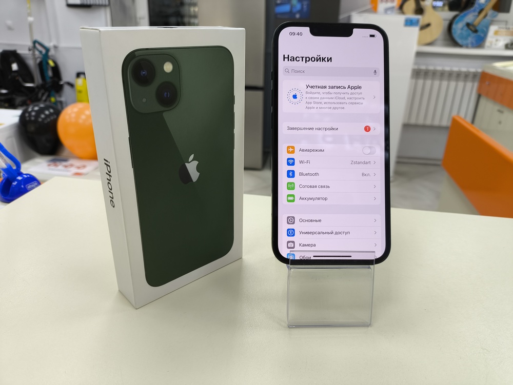 Смартфон Apple iPhone 13 128Gb