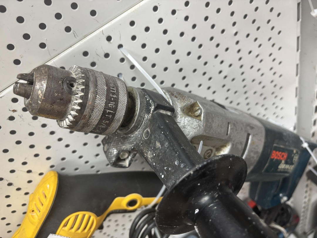 Дрель-ударная Bosch GSB 90-2E