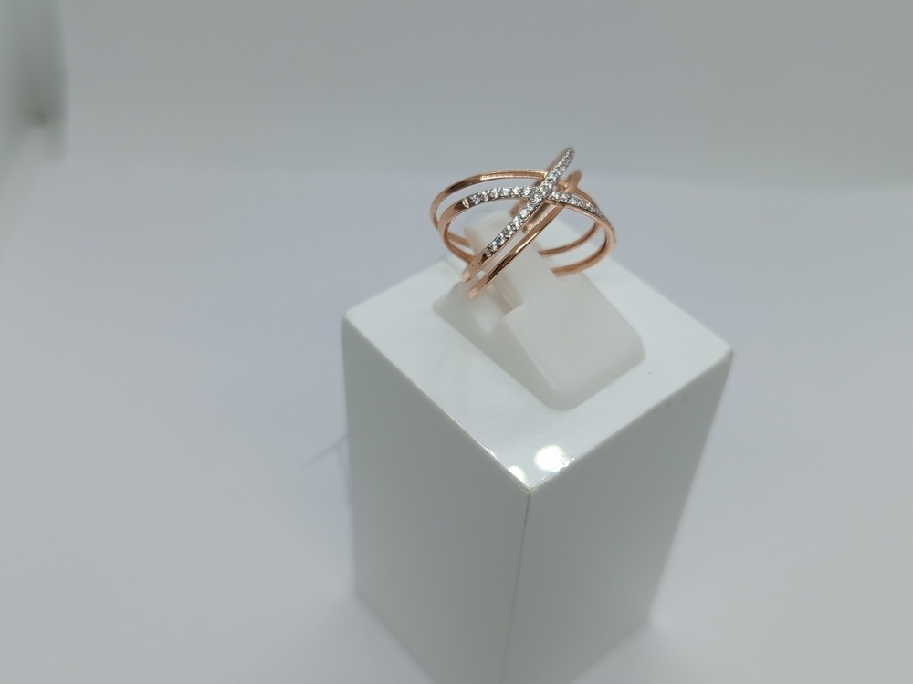 КОЛЬЦО С КАМНЯМИ (Au 585)