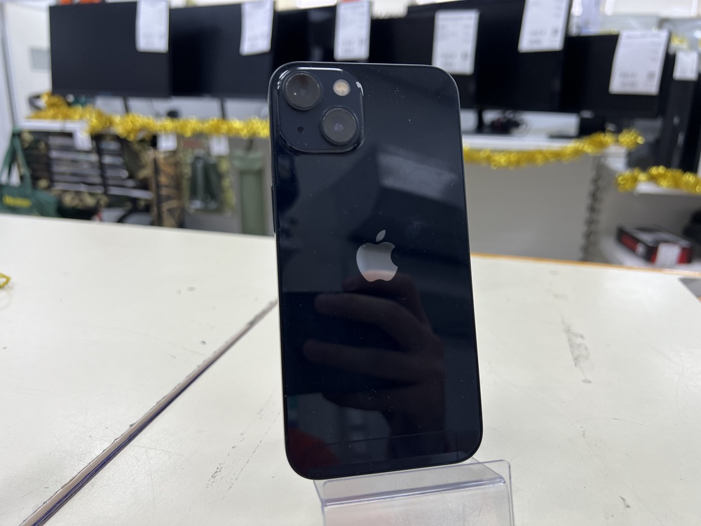 Смартфон Apple iPhone 13 128Gb