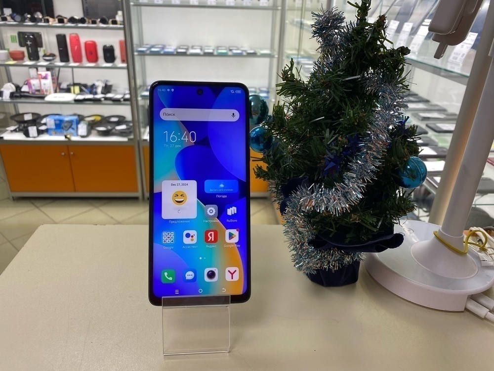 Смартфон Tecno Spark 10 Pro 4/128