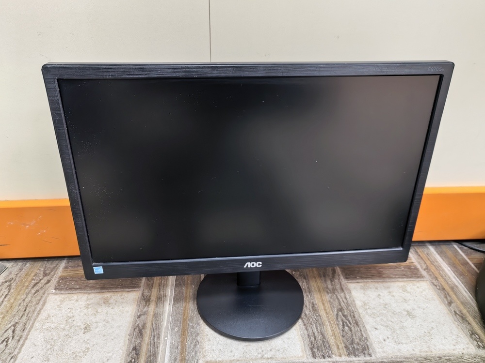 Монитор AOC E970SWN