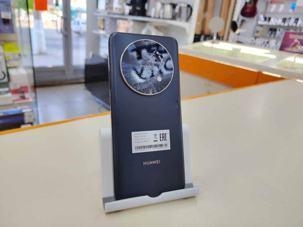 Смартфон Huawei Nova 12i 8/128